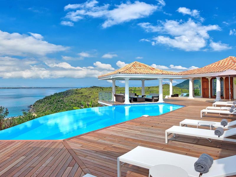 Happy Bay , Happy Bay 