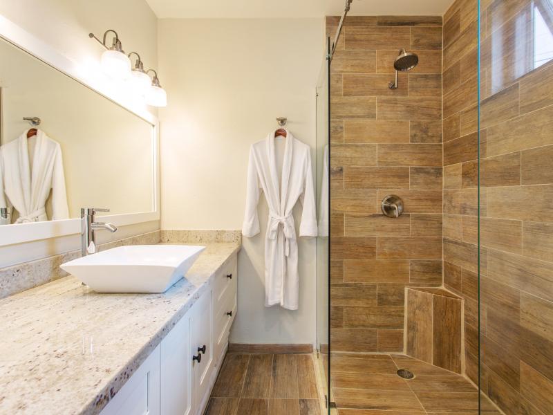 Sandcastle Beach House , Lime Stone Bay 