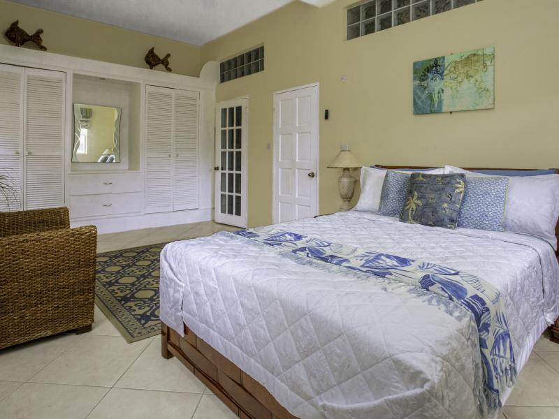 Villa Decaj , Cap Estate 