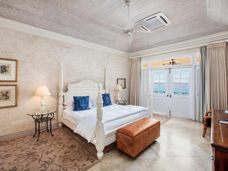 Cove Spring House - Beachfront , Beachfront villas Barbados , St James , The Garden, Barbados , Waterfront villas Barbados , West Coast Barbados 