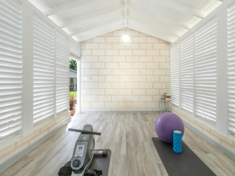 Queen's Fort Pavilion , Queens Fort 