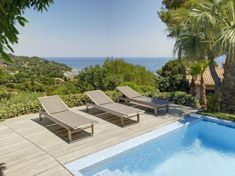 Le Grand Bleu , Cote D'Azur , St Tropez 