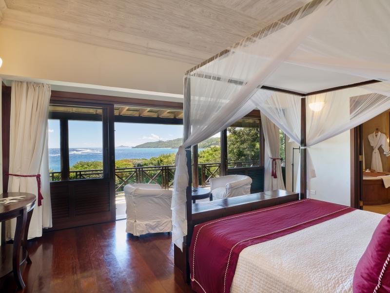 Big Blue Ocean Villa , Charlstown 