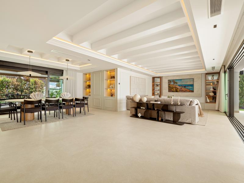 Villa Playa Banus , Puerto Banus 