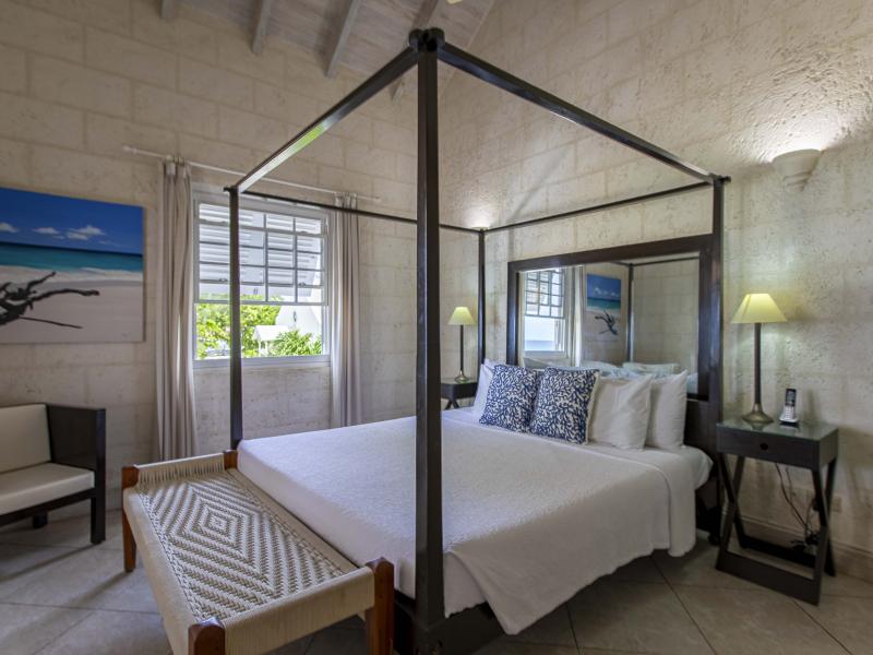Radwood 2 - Beachfront , Beachfront villas Barbados , Fitts Village , St James , West Coast Barbados 