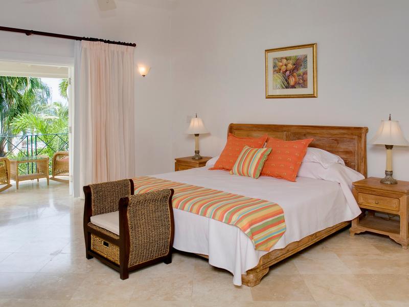 Schooner Bay 108 Chilterns - Beachfront , Schooner Bay , Speightstown , St Peter , West Coast Barbados 