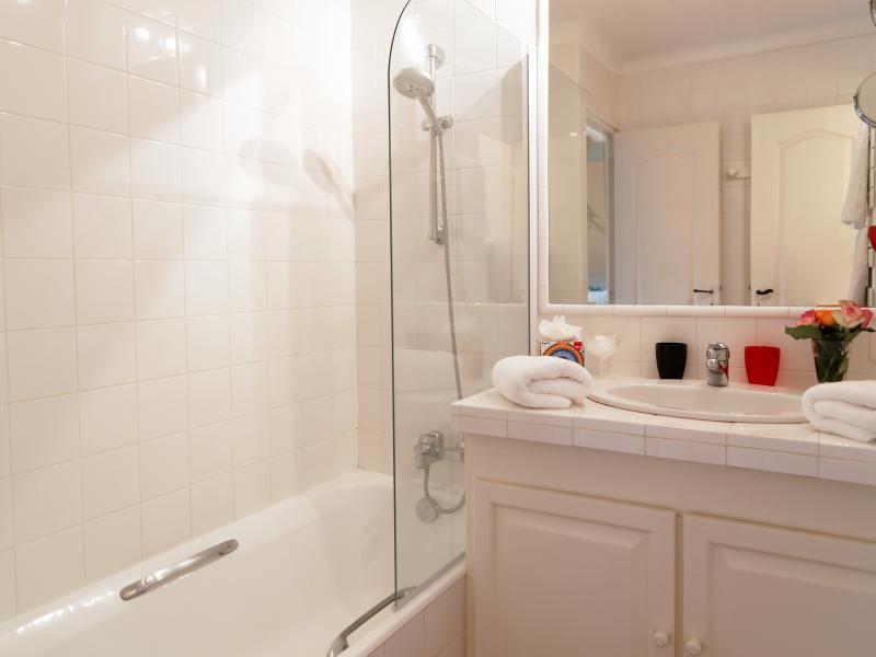 Provence by the Sea , Cote D'Azur , St Tropez 