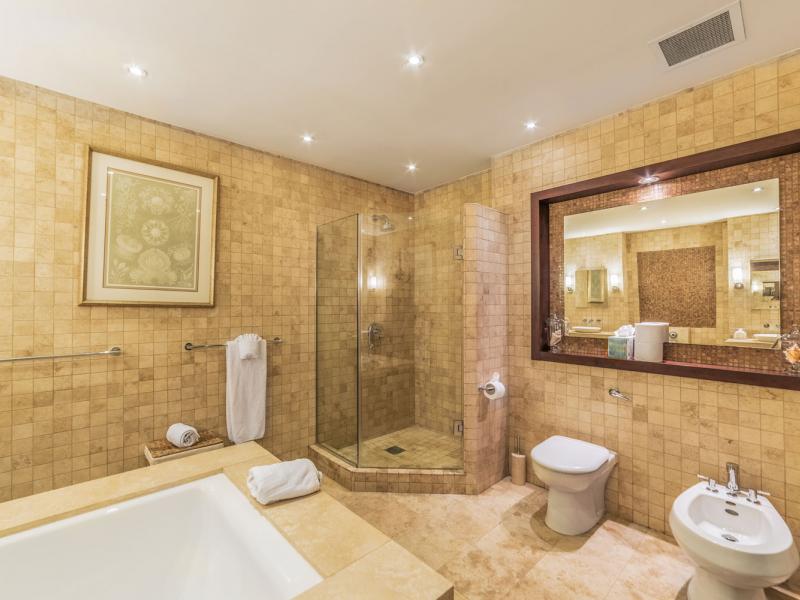 Sandy Cove 302 - The Pearl Beachfront , Beachfront villas Barbados , Prospect , Sandy Cove , St James , West Coast Barbados 