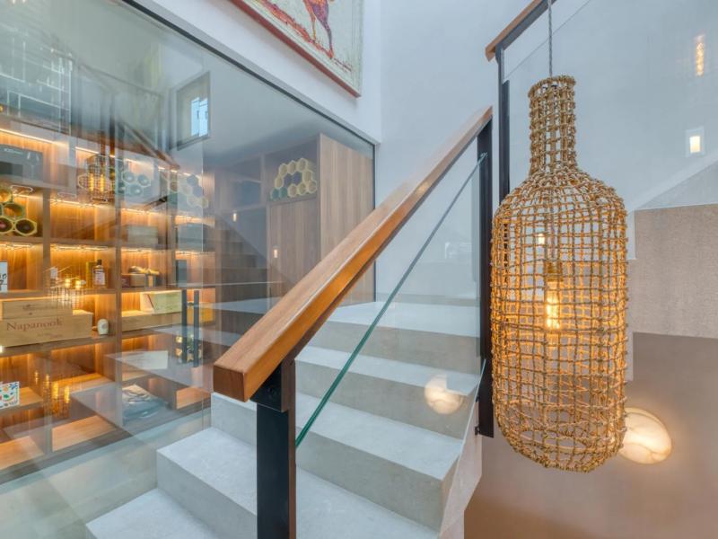 Villa Clara , Portals 