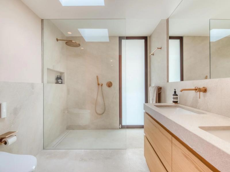 Villa Clara , Portals 