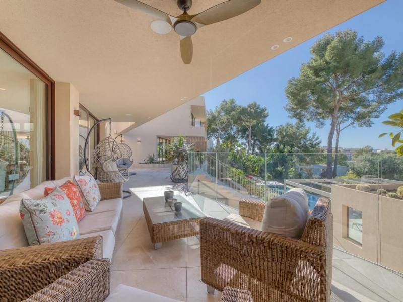 Villa Clara , Portals 