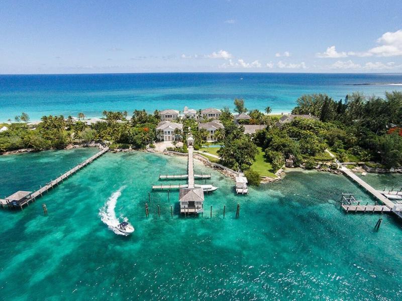 Paradise Found , Paradise Island 