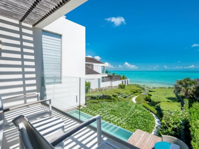 Villa Hyperion , Long Bay 