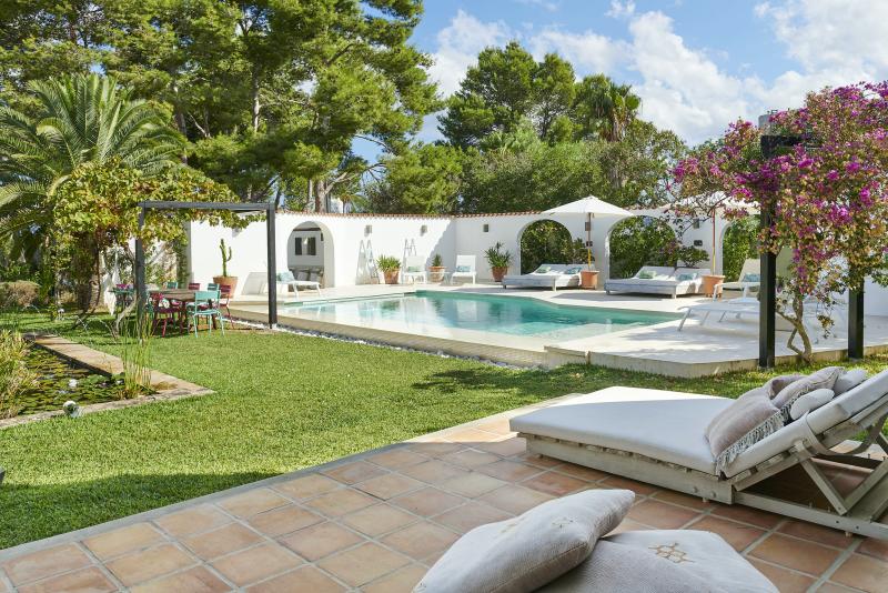 San Agustin Exclusive San Agustin Exclusive